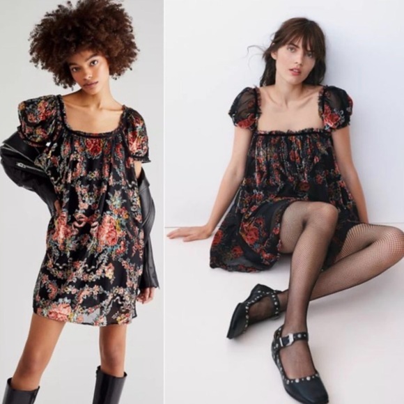 Free People Dresses & Skirts - Free People Velvet Beautiful Blooms Mini Dress / Black Combo Small